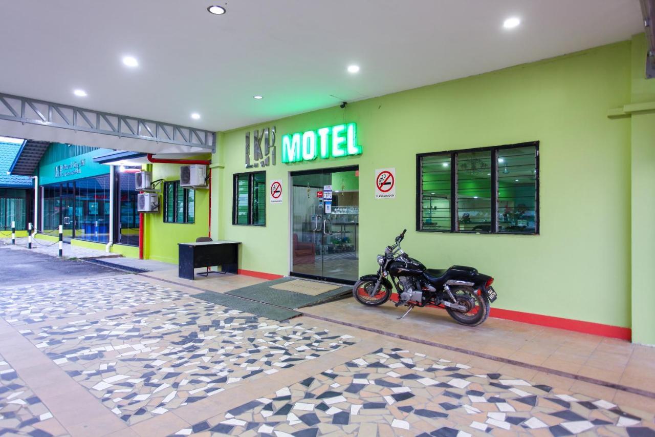 Oyo 89478 Lkh Motel Kota Kinabalu Exterior foto